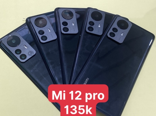 lưng mi 12 pro liền kính camera