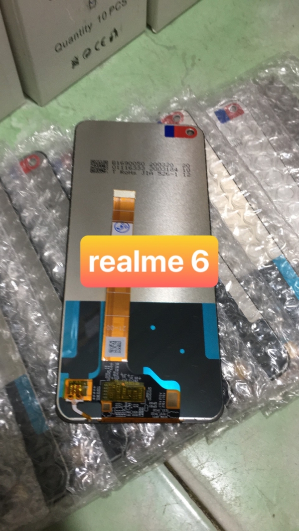 Màn hình Realme 6