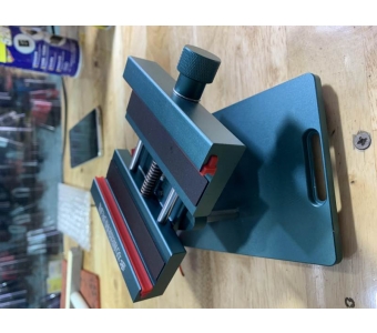 bàn kẹp xoay tách lưng  iphone 